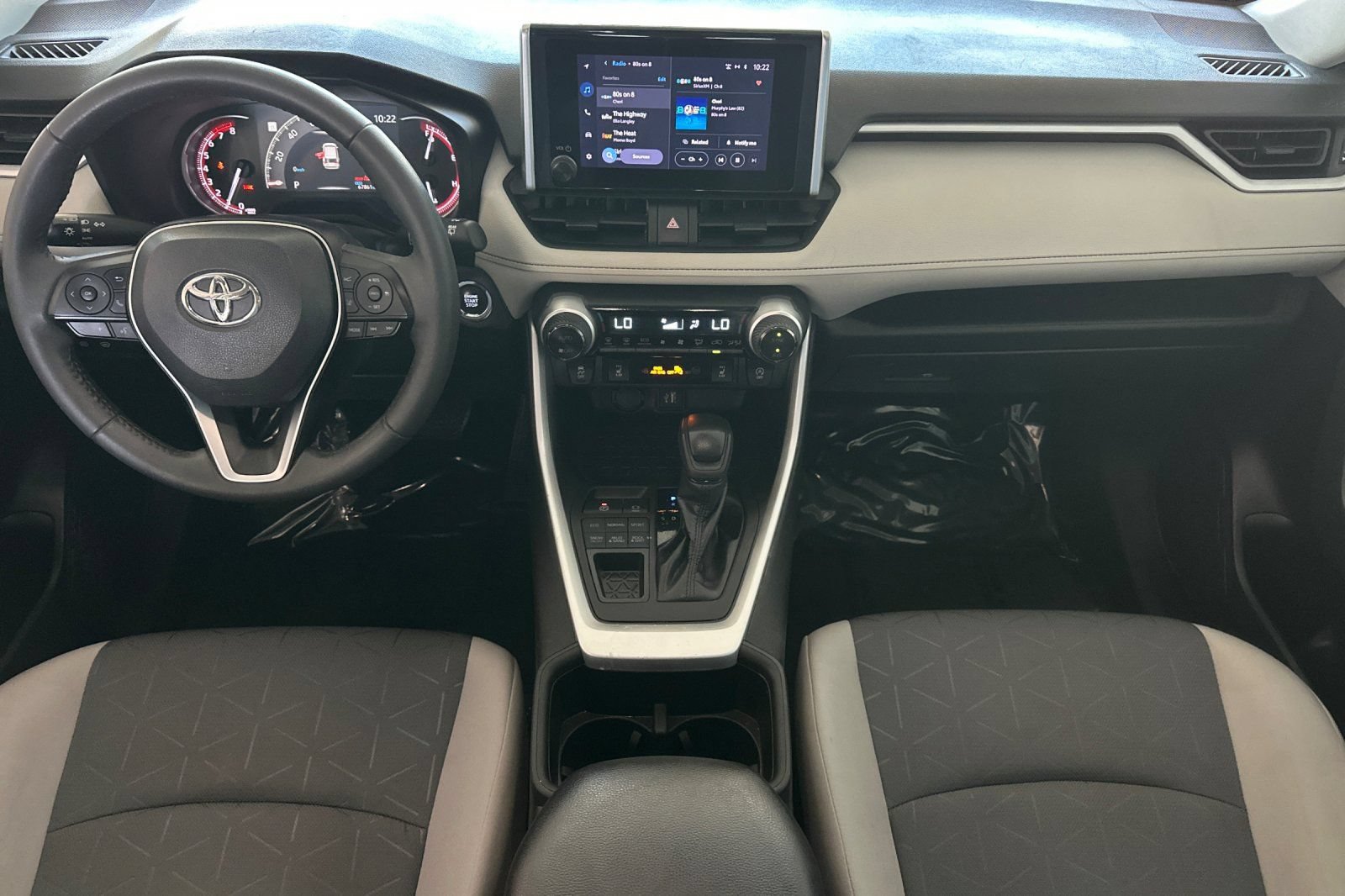 Used 2023 Toyota RAV4 XLE w/ Convenience Package AWD/4WD image 15