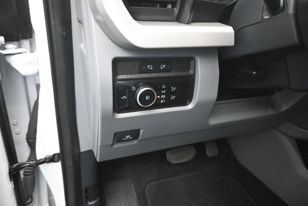 Certified 2024 Ford F350 XLT AWD/4WD image 13