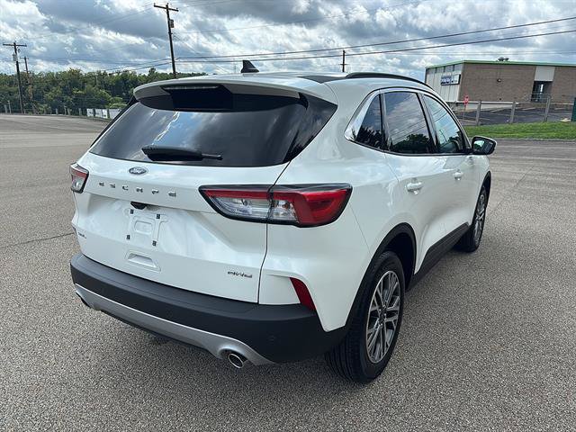 Certified 2022 Ford Escape SEL AWD/4WD image 4