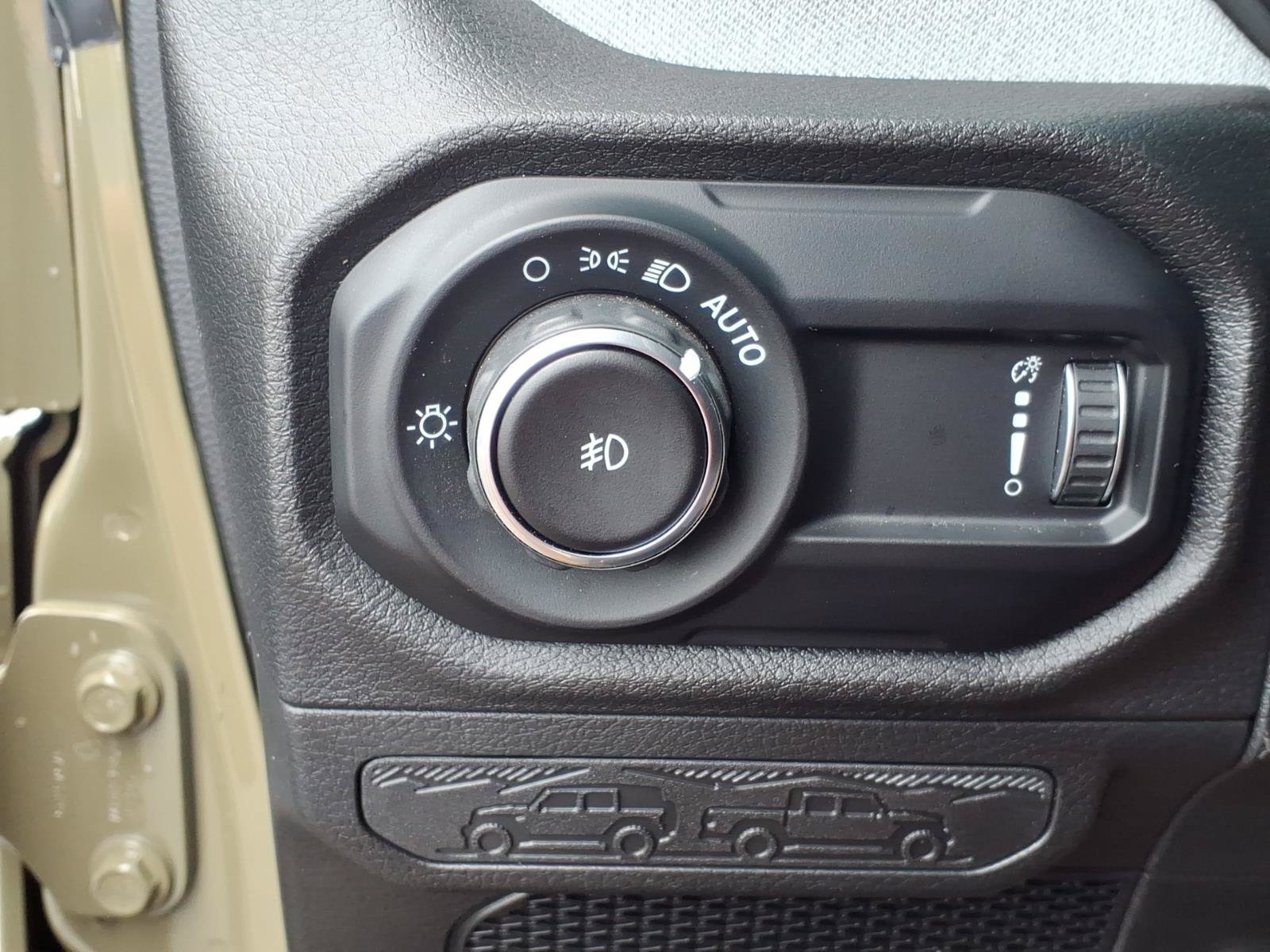 Used 2025 Jeep Wrangler Unlimited Sport AWD/4WD image 21