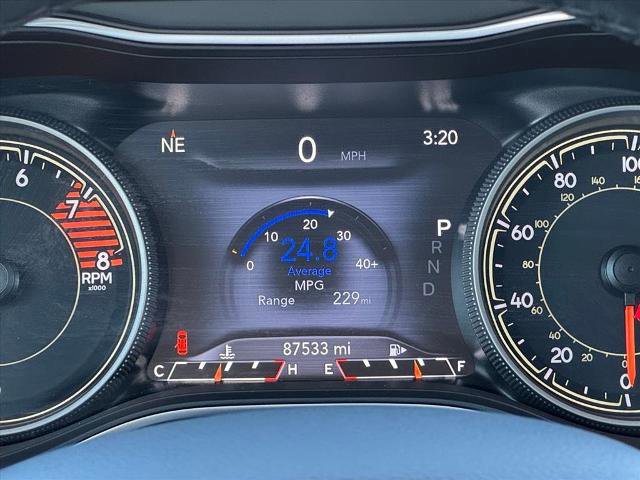 Used 2021 Jeep Cherokee Latitude Lux w/ Sun & Sound Group image 15