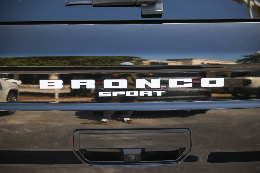 Certified 2023 Ford Bronco Sport Outer Banks AWD/4WD image 32