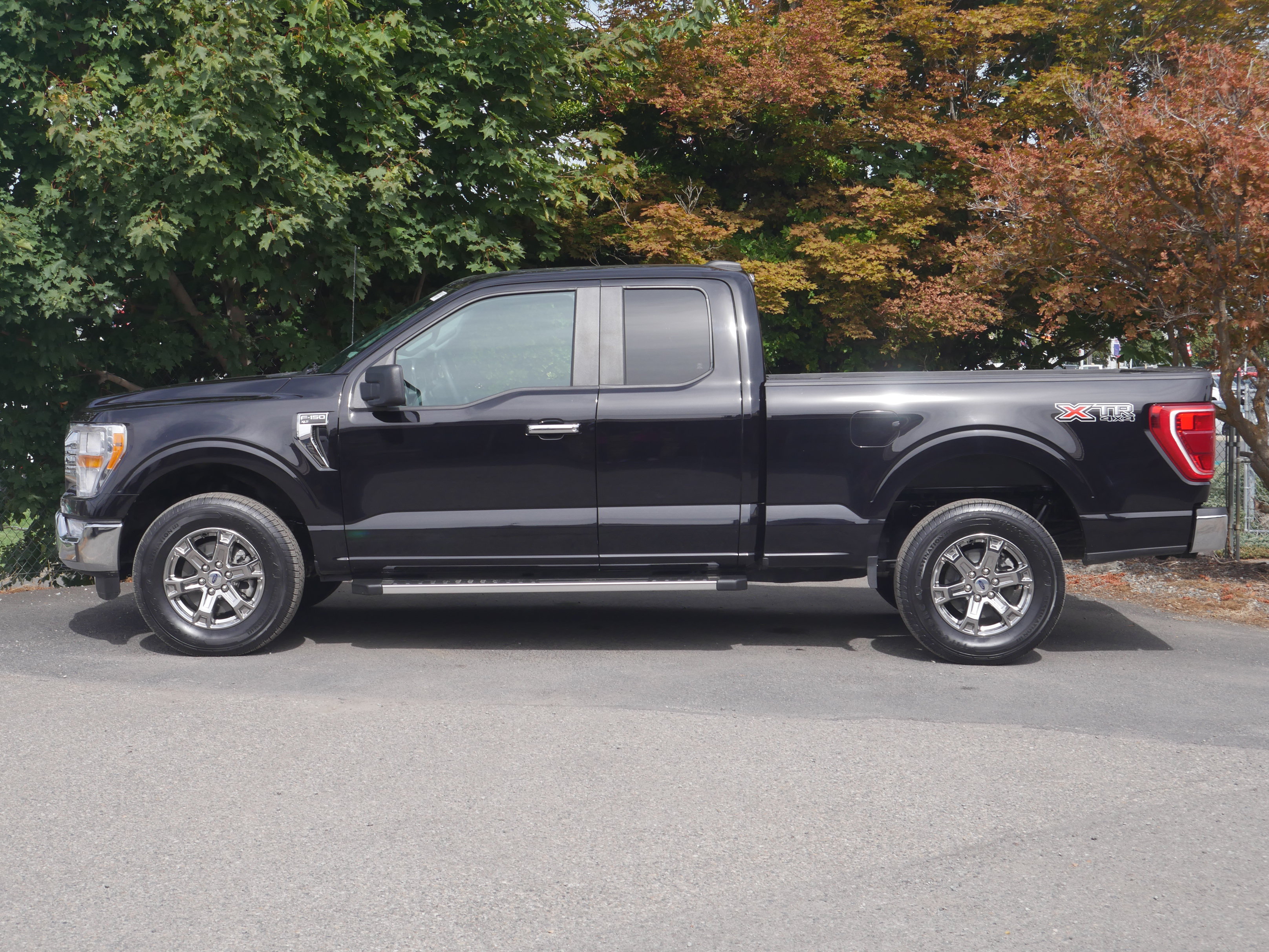 Certified 2023 Ford F150 XLT w/ XTR Package AWD/4WD image 14