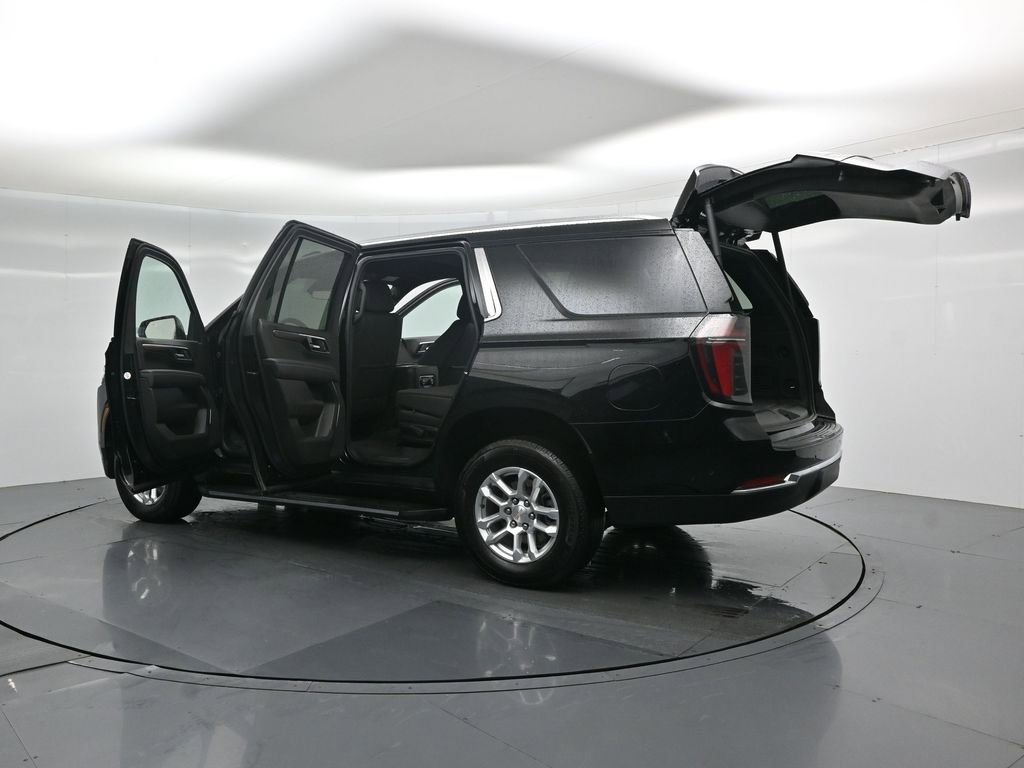 Used 2025 Chevrolet Tahoe LT image 34