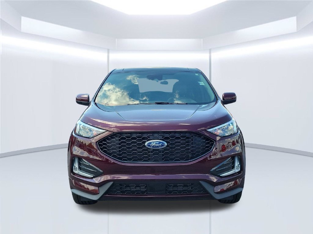 Certified 2024 Ford Edge ST-Line AWD/4WD image 2