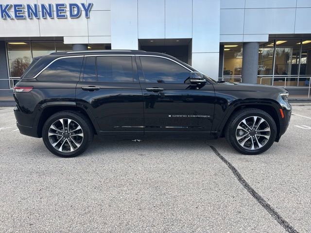 Used 2022 Jeep Grand Cherokee Overland w/ Luxury Tech Group IV image 7