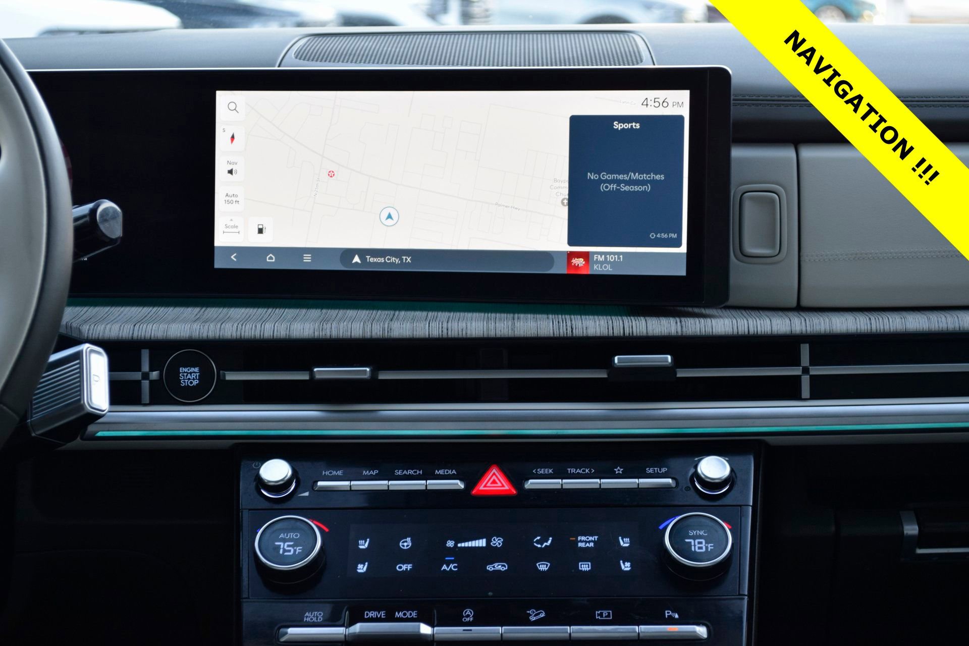 Used 2025 Hyundai Santa Fe Calligraphy image 4