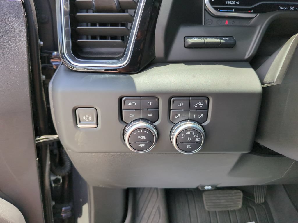 Used 2022 GMC Sierra 1500 Denali Ultimate AWD/4WD image 32