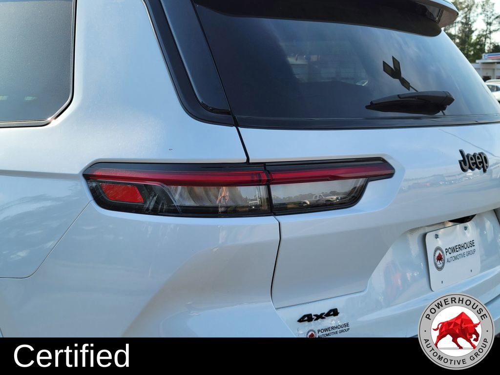 Used 2024 Jeep Grand Cherokee L Summit w/ High Altitude Package image 12