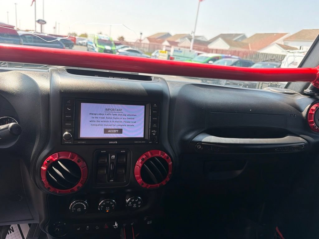 Used 2018 Jeep Wrangler Unlimited Rubicon AWD/4WD image 29