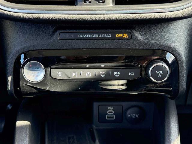 Certified 2024 Ford Escape Platinum image 16