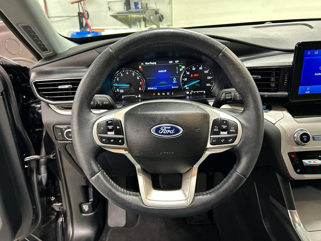 Certified 2023 Ford Explorer XLT w/ Equipment Group 202A AWD/4WD image 16