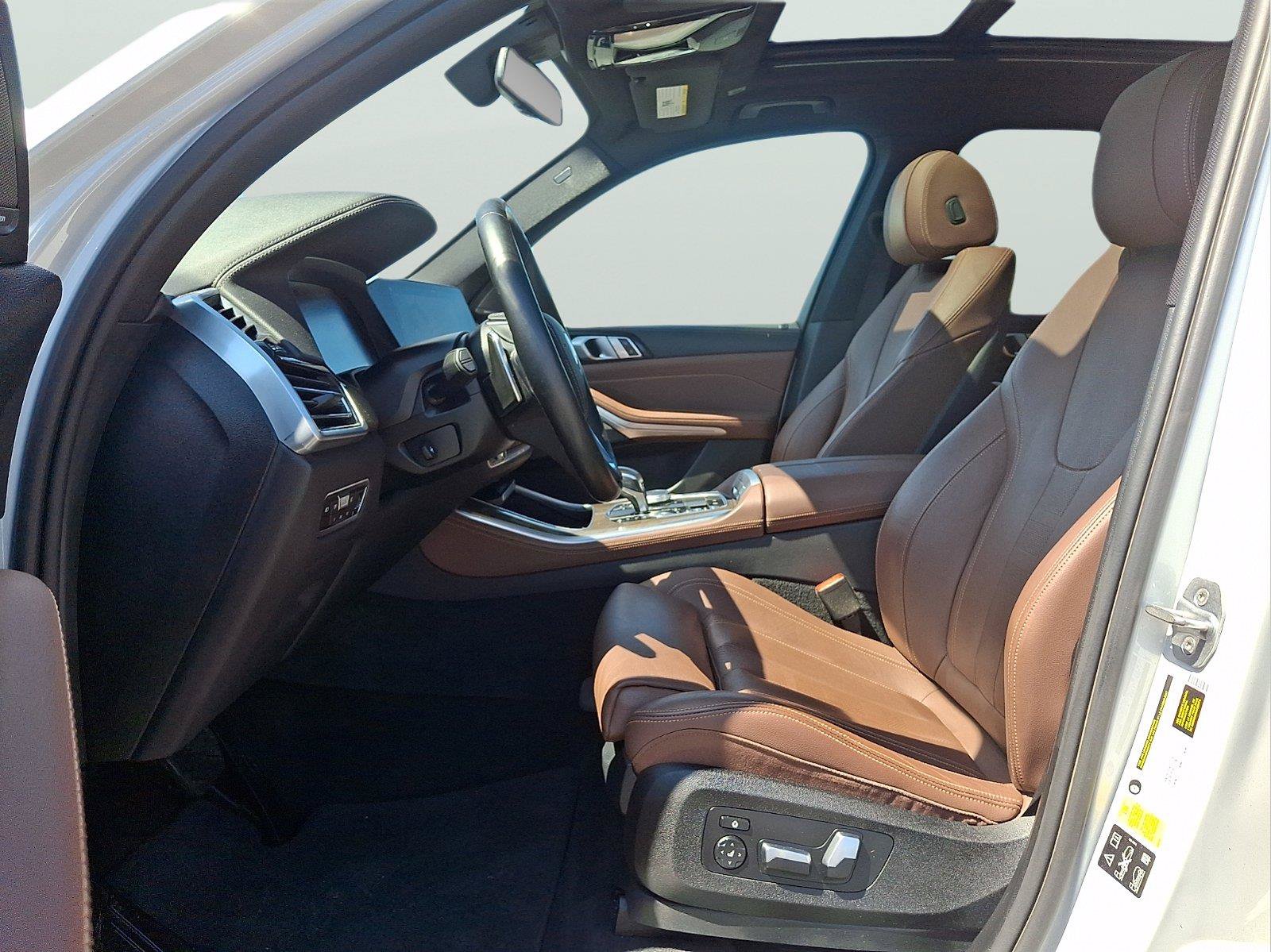 Used 2019 BMW X5 xDrive40i w/ Premium Package 2 AWD/4WD image 13