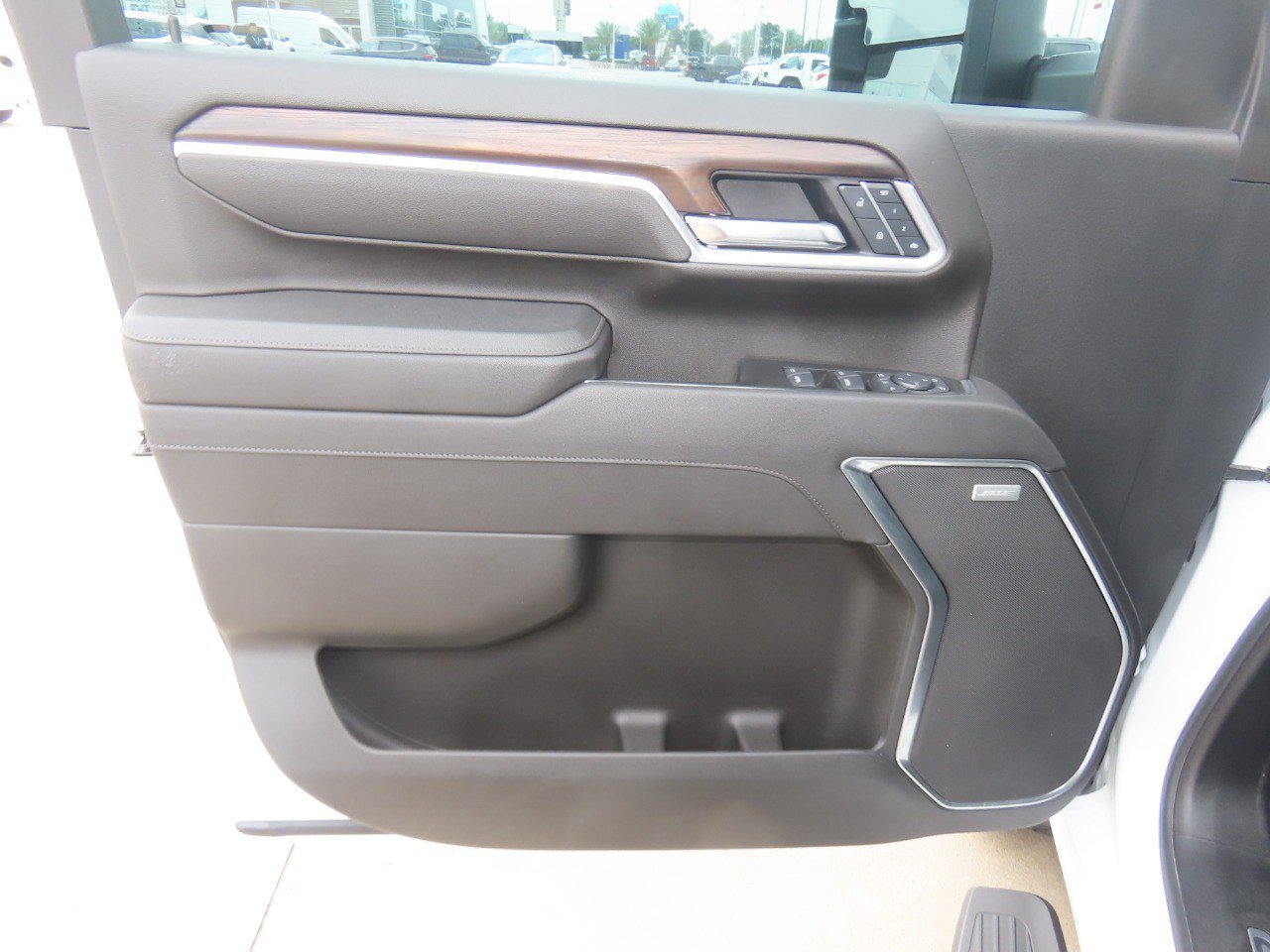 Used 2025 GMC Sierra 2500 SLT w/ Texas SLT Premium Package AWD/4WD image 24