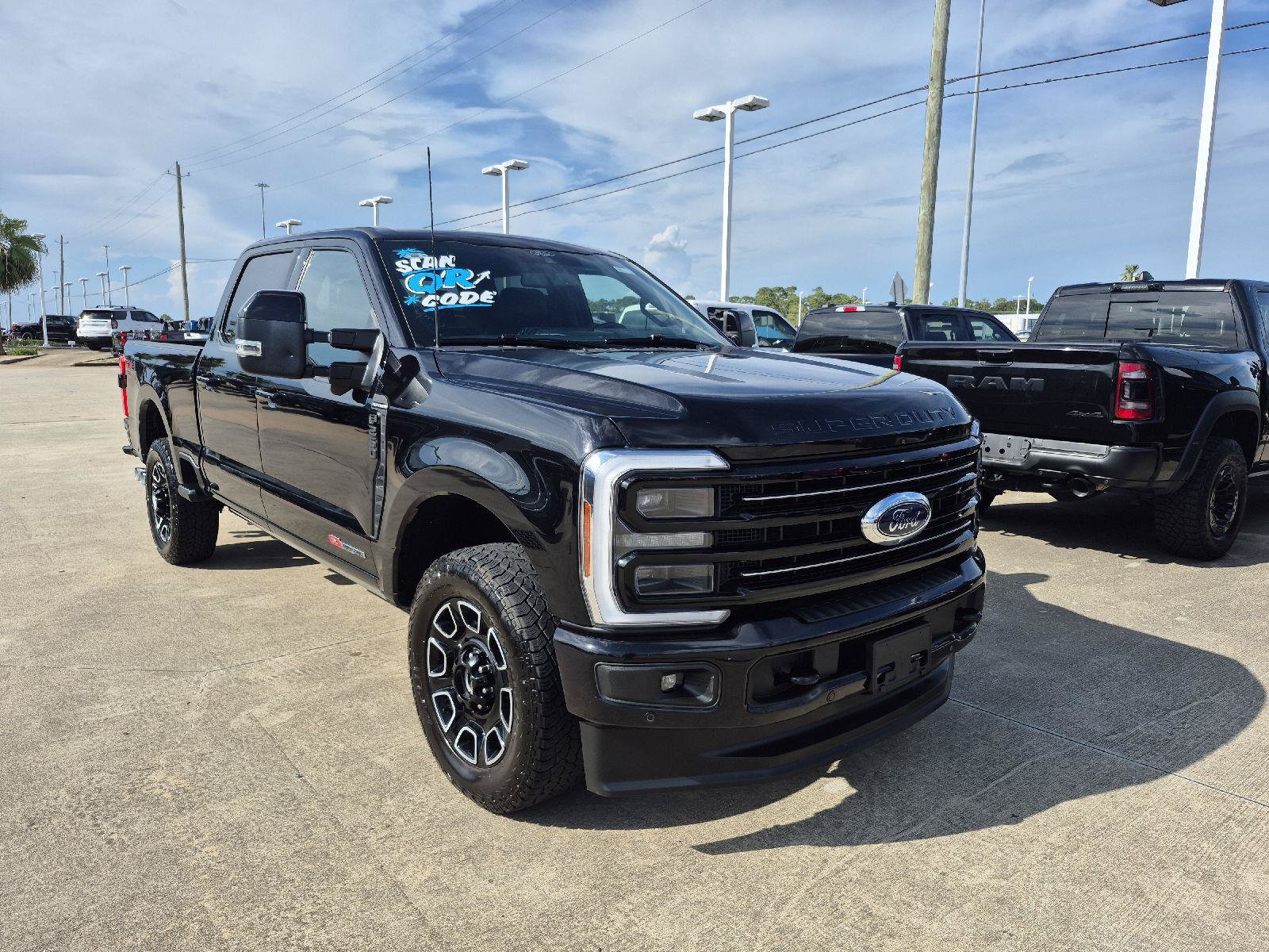Certified 2025 Ford F250 Platinum AWD/4WD image 19