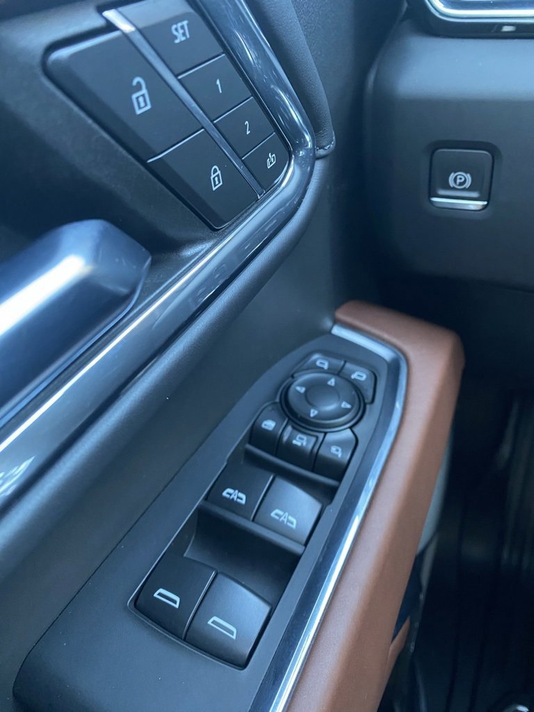 Used 2024 GMC Sierra 2500 Denali Ultimate image 12