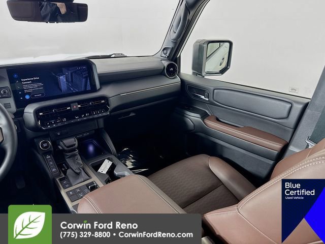 Used 2025 Toyota Land Cruiser image 27