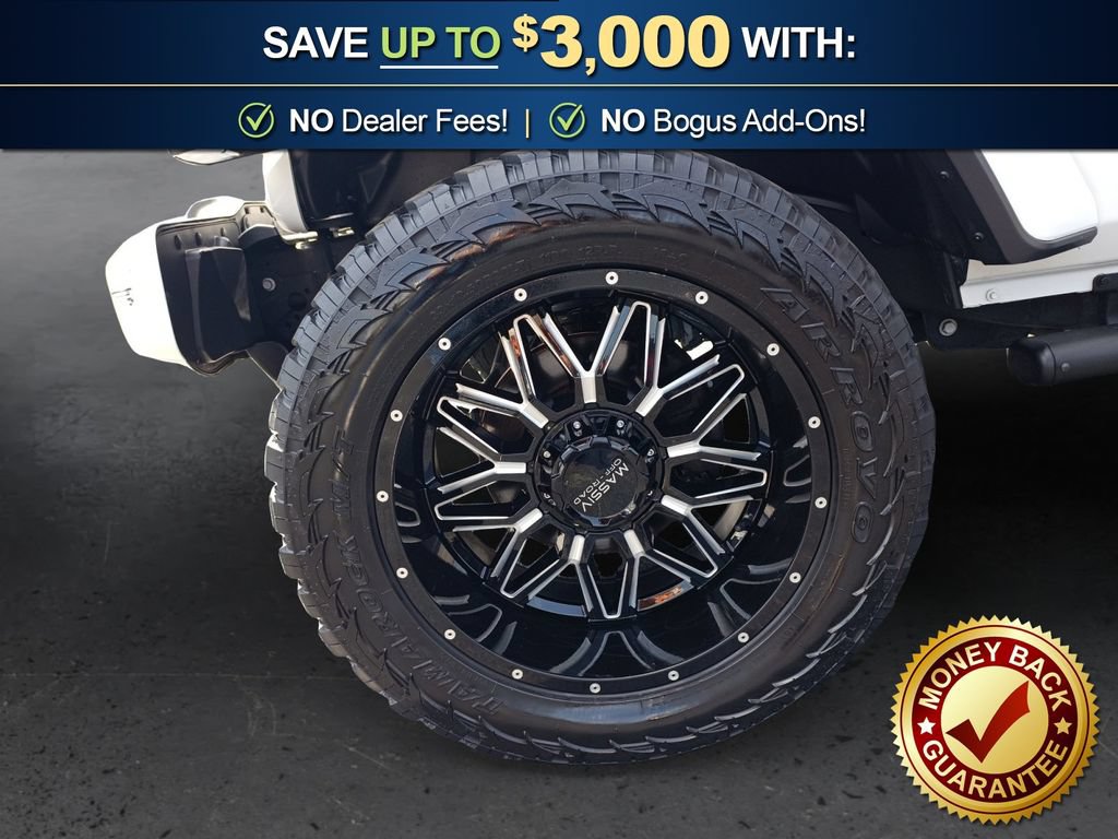 Used 2019 Jeep Wrangler Unlimited Sahara AWD/4WD image 13