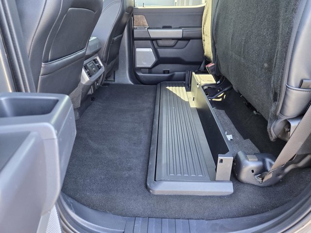 Certified 2024 Ford F250 Lariat AWD/4WD image 10