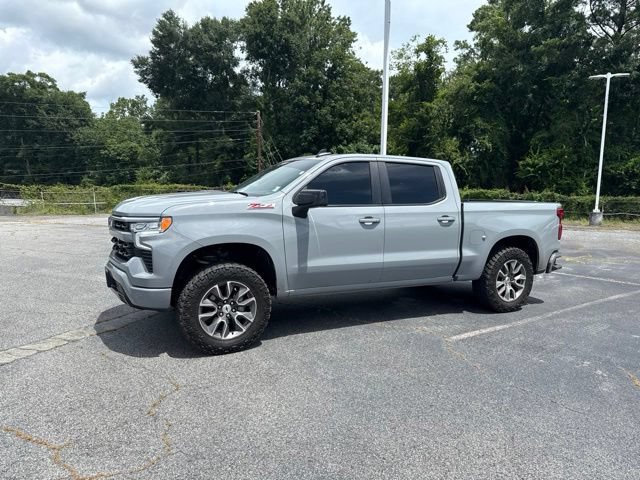 Used 2024 Chevrolet Silverado 1500 RST AWD/4WD image 7