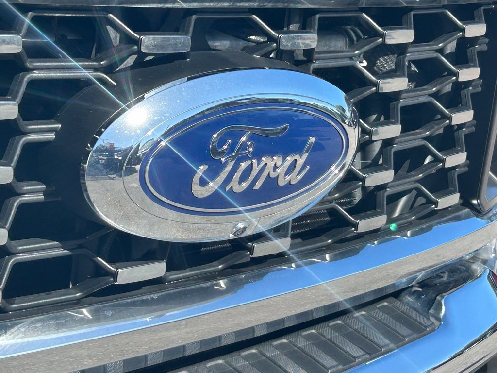 Certified 2023 Ford F350 King Ranch w/ Chrome Package AWD/4WD image 23