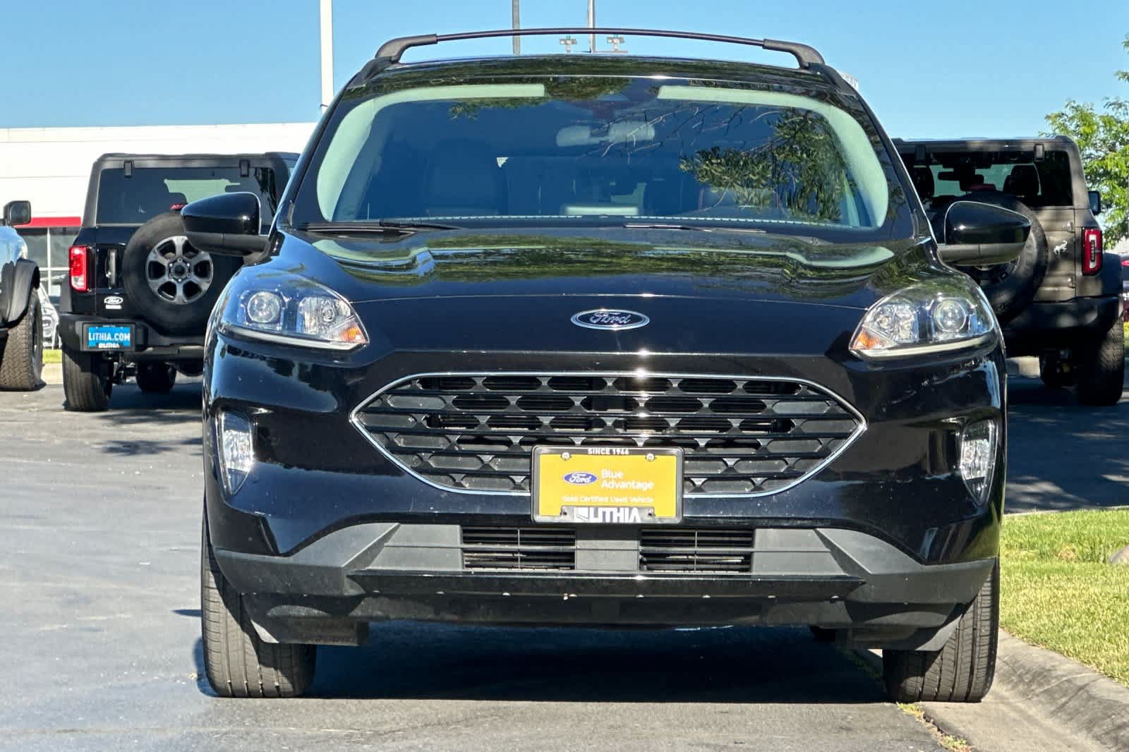 Certified 2022 Ford Escape SEL w/ SEL Stealth AWD Package image 10