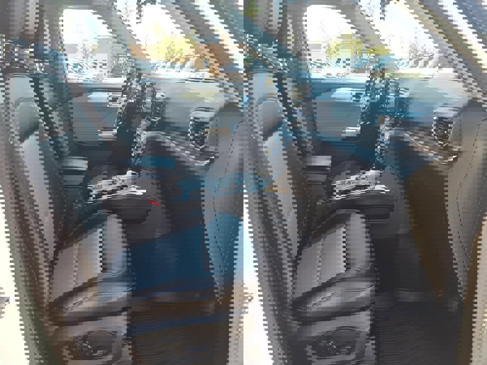 Certified 2023 Ford Explorer XLT w/ Equipment Group 202A image 11