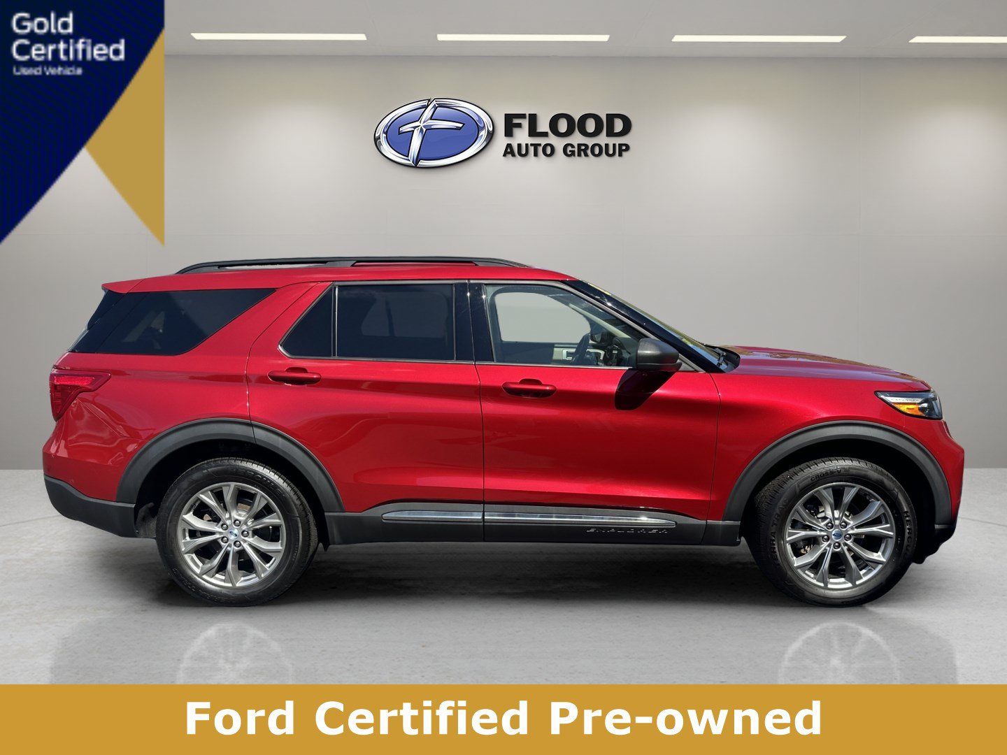 Certified 2022 Ford Explorer XLT w/ Equipment Group 202A AWD/4WD image 4