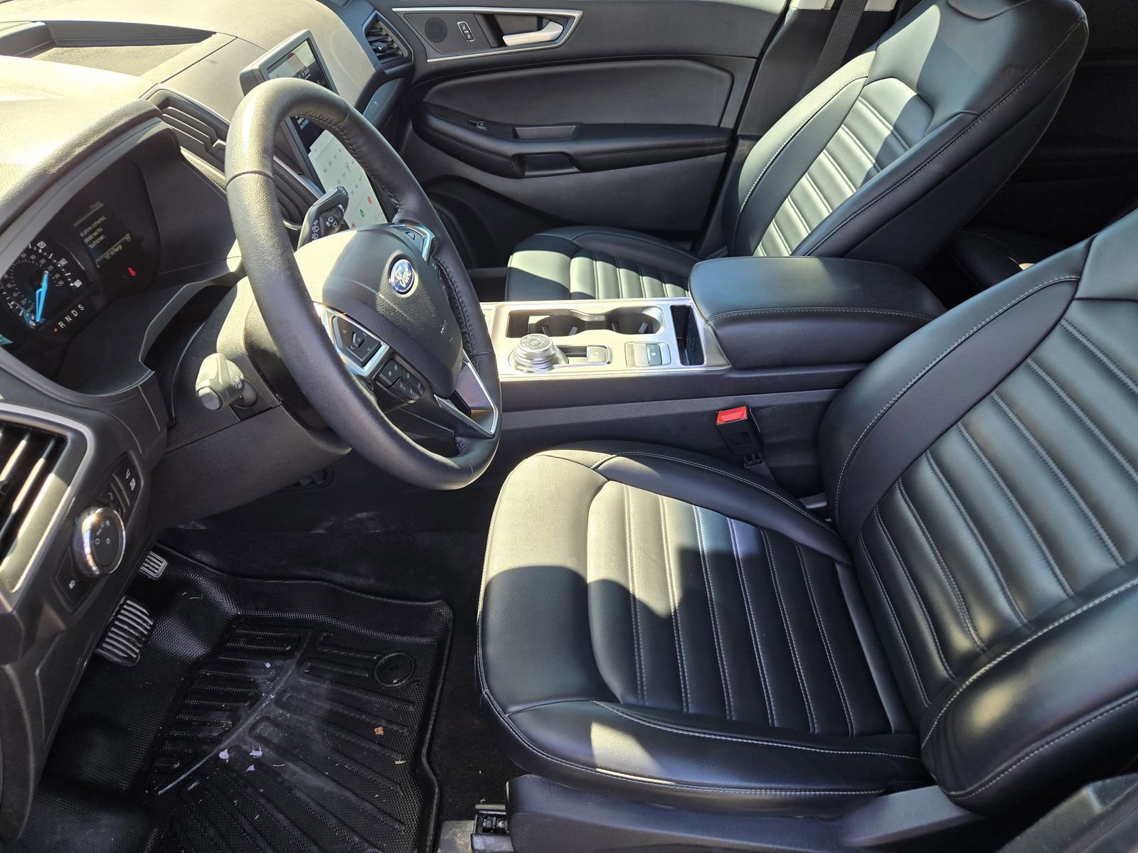 Certified 2024 Ford Edge SEL w/ Convenience Package image 12