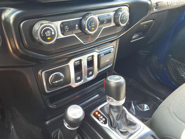 Used 2019 Jeep Wrangler Sport AWD/4WD image 12