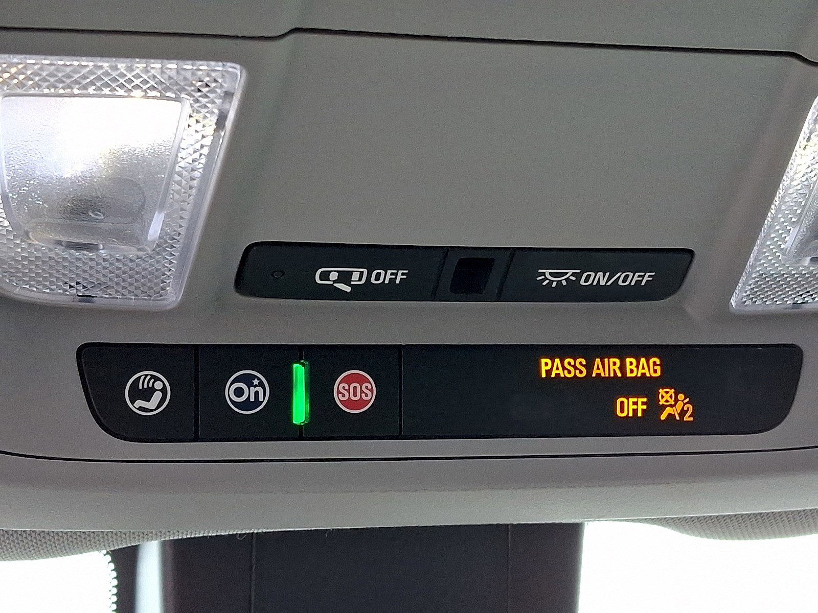 Used 2022 Chevrolet Equinox LS w/ LS Convenience Package image 23