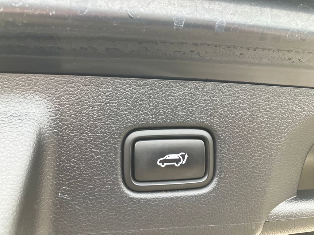 Used 2022 Hyundai Palisade SEL w/ Premium Package image 15