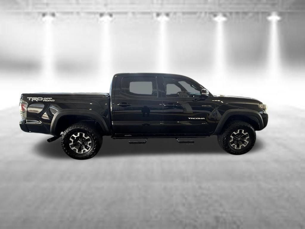 Used 2023 Toyota Tacoma TRD Off-Road w/ Technology Package RWD image 3
