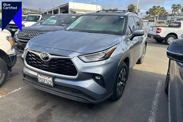 Used 2022 Toyota Highlander XLE image 1