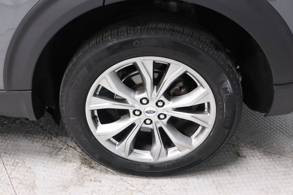 Certified 2023 Ford Explorer XLT w/ Equipment Group 202A image 20