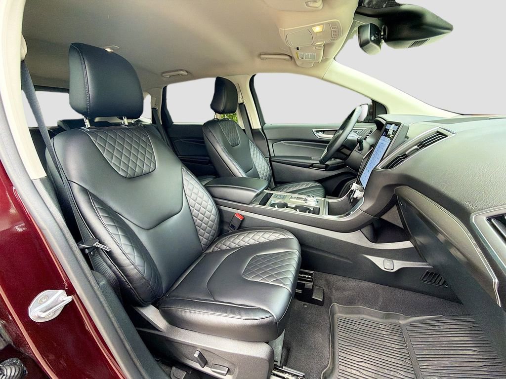 Certified 2024 Ford Edge Titanium AWD/4WD image 30