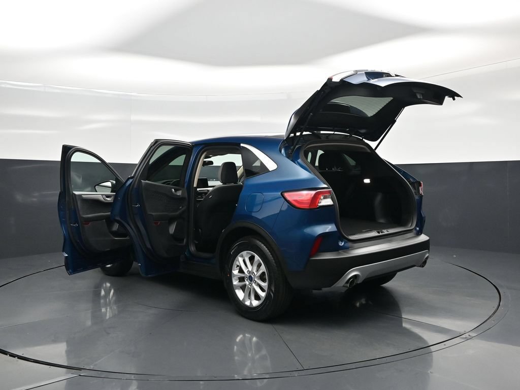 Certified 2020 Ford Escape SE FWD image 35