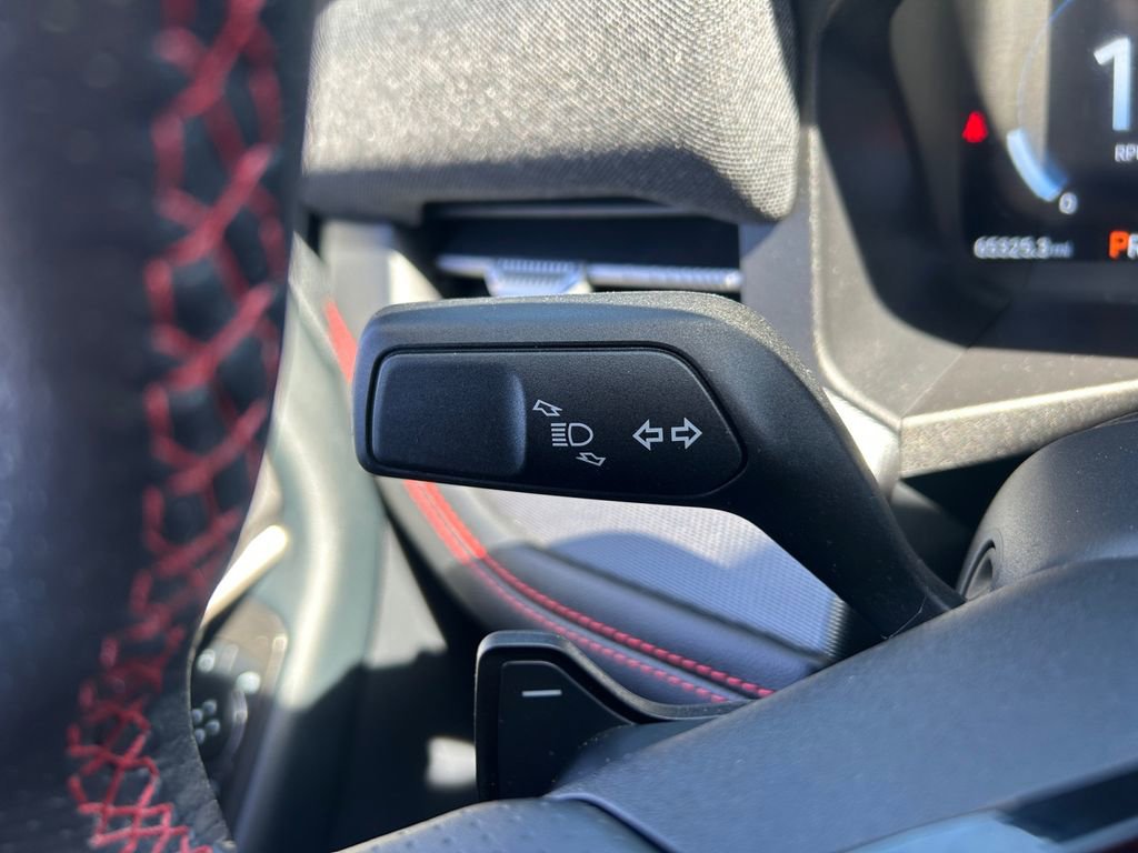 Certified 2025 Ford Explorer ST AWD/4WD image 22