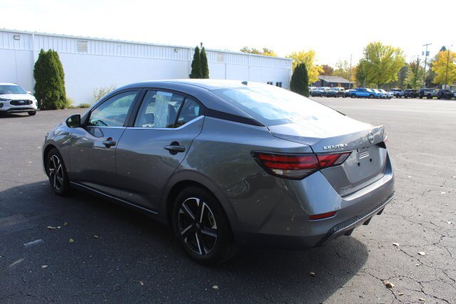 Used 2024 Nissan Sentra SV FWD image 12