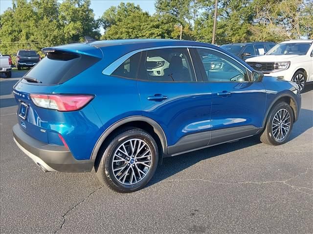 Certified 2022 Ford Escape SE FWD image 4
