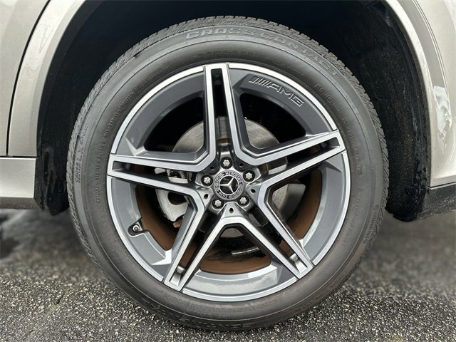 Used 2023 Mercedes-Benz GLS 450 4MATIC image 10