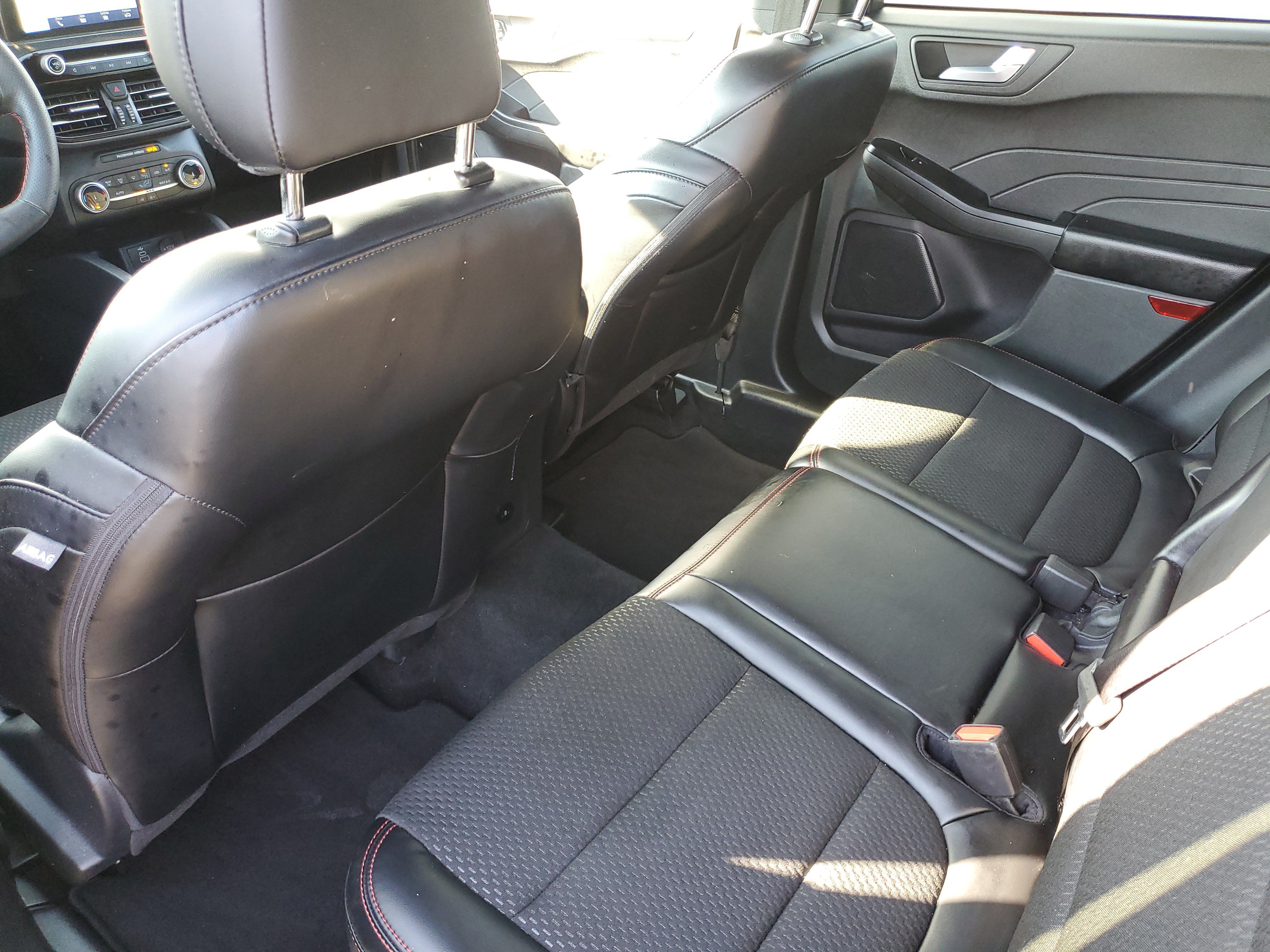 Certified 2025 Ford Escape ST-Line FWD image 9