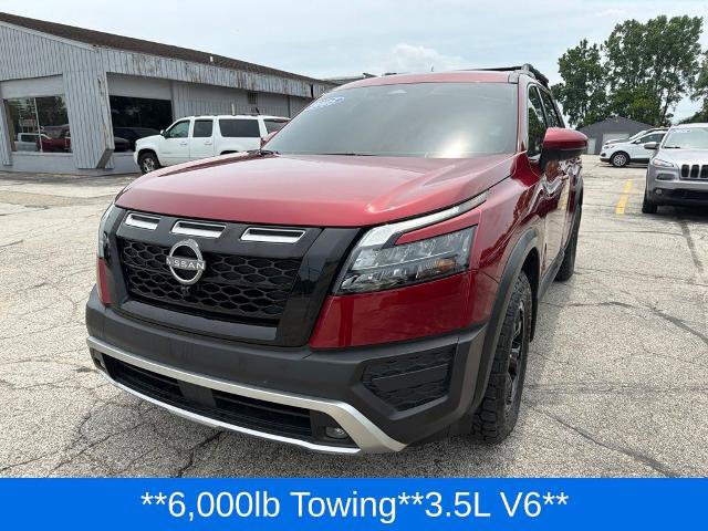 Used 2025 Nissan Pathfinder Rock Creek AWD/4WD image 3