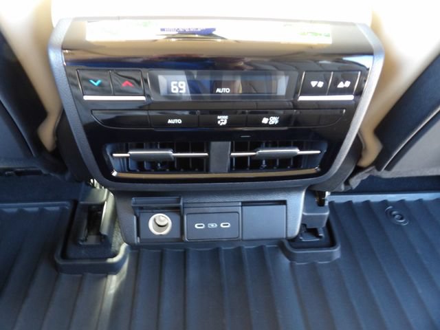 Used 2025 Acura MDX SH-AWD w/ Technology Package image 24