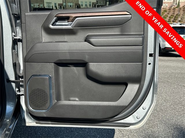 Used 2025 Chevrolet Silverado 1500 LT image 16
