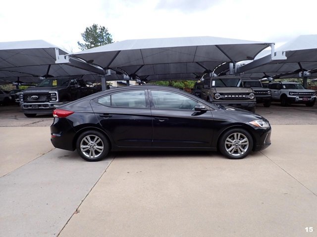 Used 2017 Hyundai Elantra SE w/ SE A/T Tech Package 03 FWD image 5