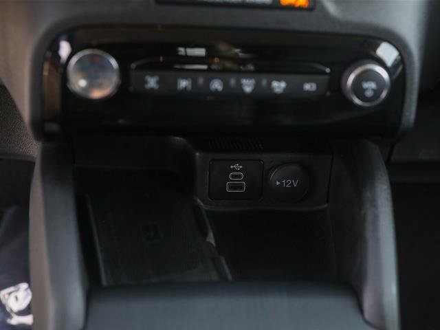 Certified 2024 Ford Escape Platinum AWD/4WD image 39