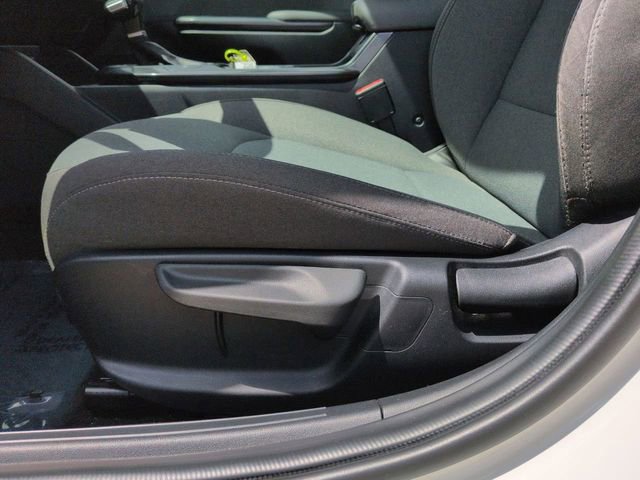 Used 2025 Kia K4 FWD image 23