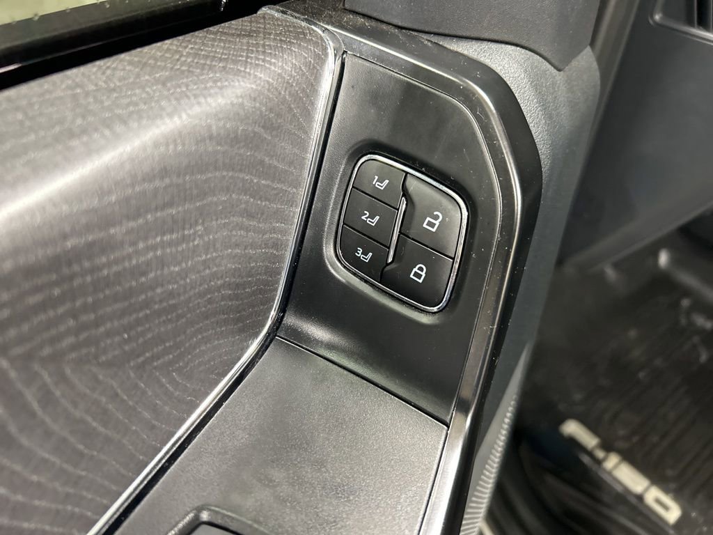 Certified 2023 Ford F150 Platinum w/ Equipment Group 701A High image 16