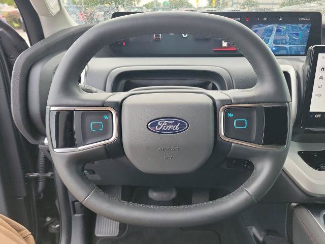 Certified 2025 Ford Expedition Active AWD/4WD image 20